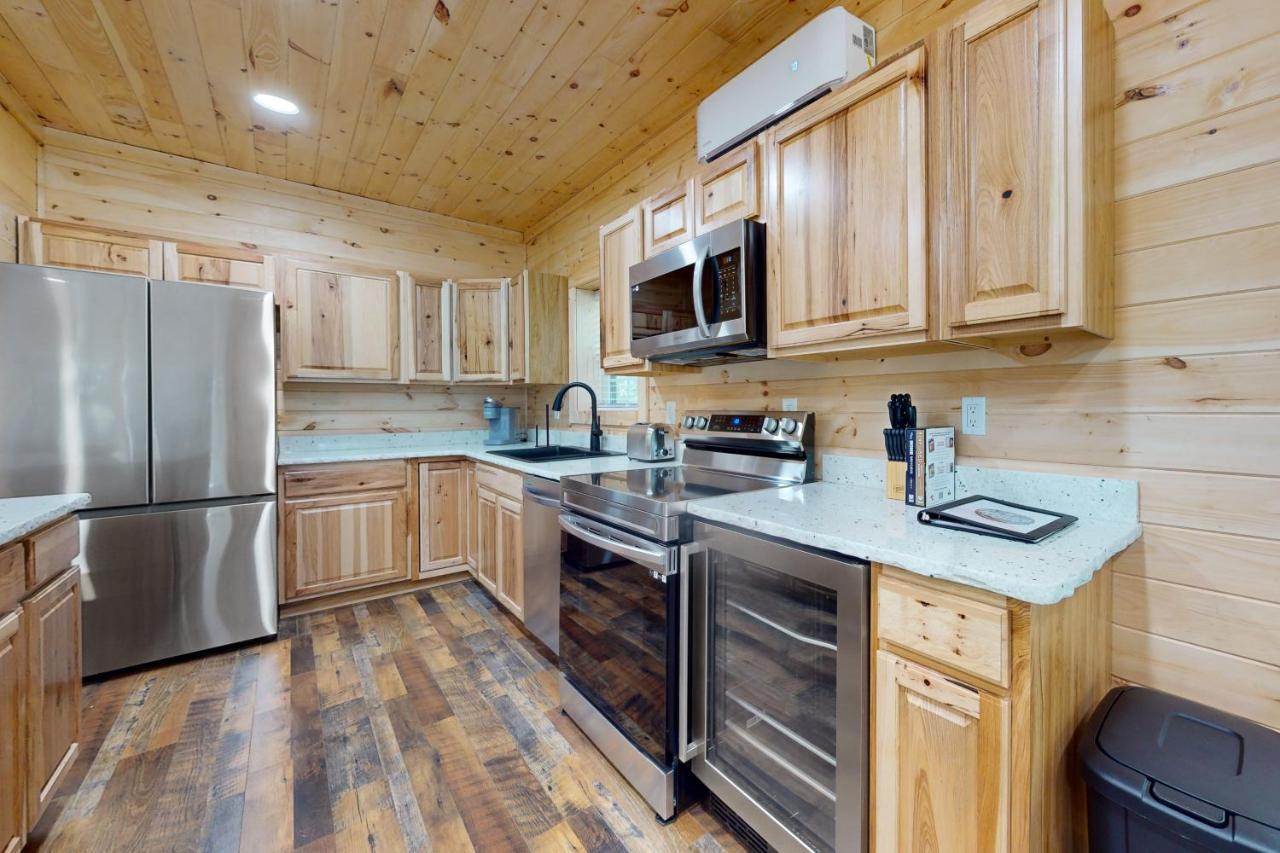 Whiskey Barrel Retreat Villa Sevierville Dış mekan fotoğraf