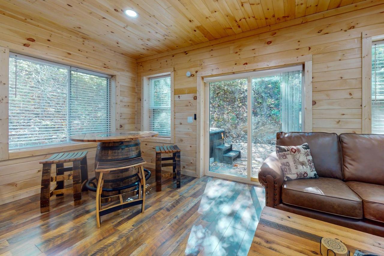Whiskey Barrel Retreat Villa Sevierville Dış mekan fotoğraf